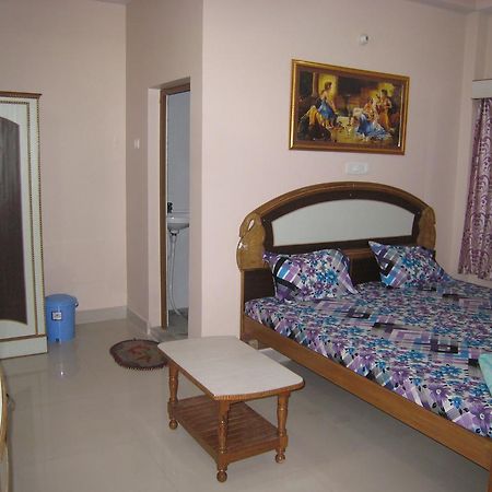 Krishna Paying Guest House Varanasi Room photo